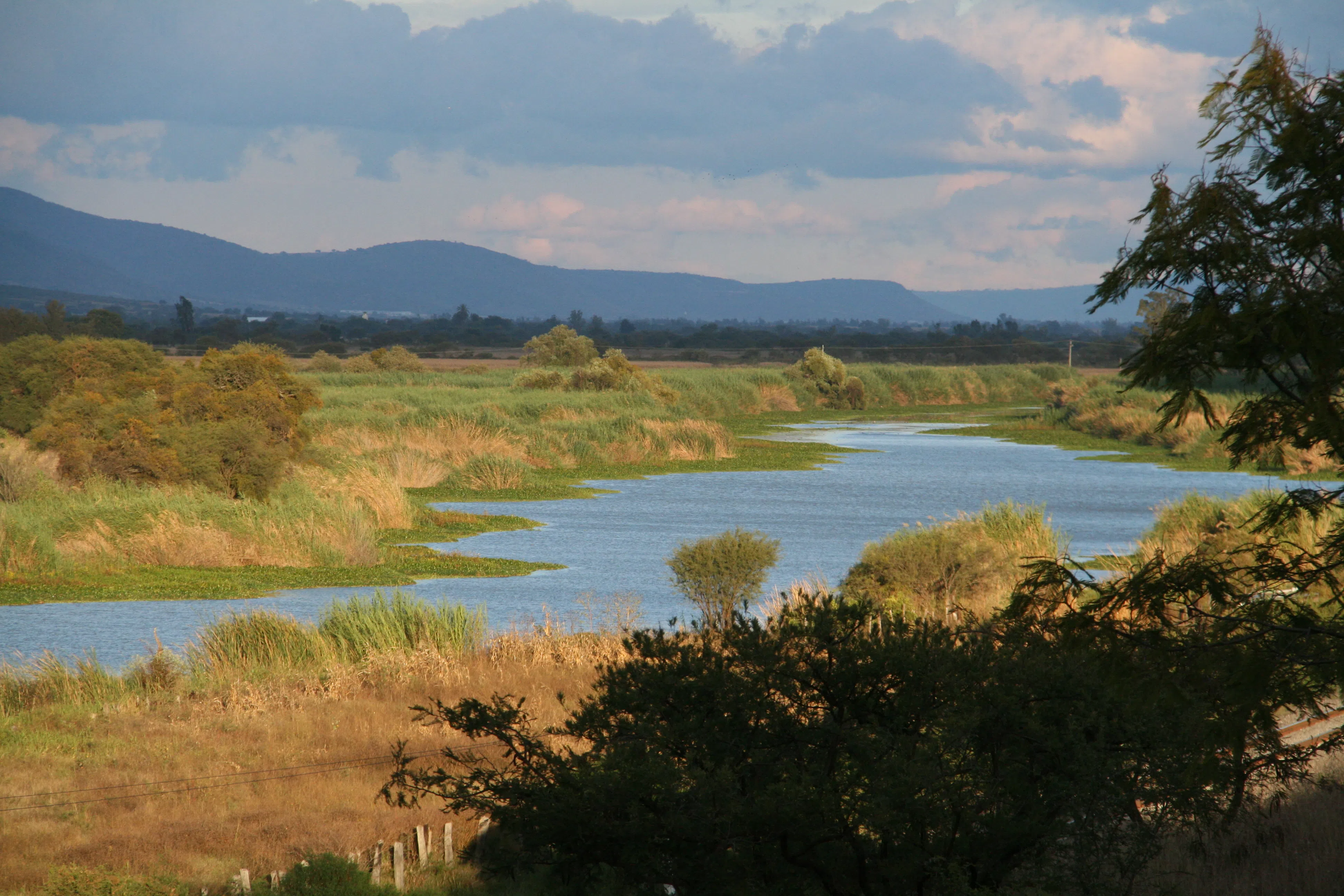 Río cerca de Atotonilquillo